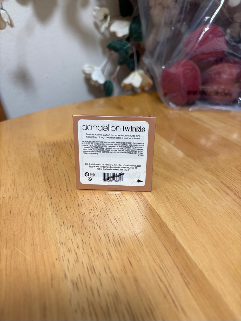 Benefit DANDELION TWINKLE Soft Nude Pink Highlighter 0.1oz Full Size BNIB, NEW - Picture 2 of 12